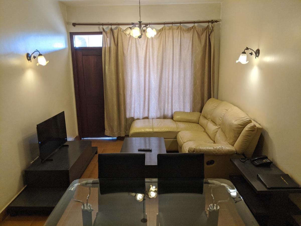 Prestige Hotel Suites Kampala Bagian luar foto
