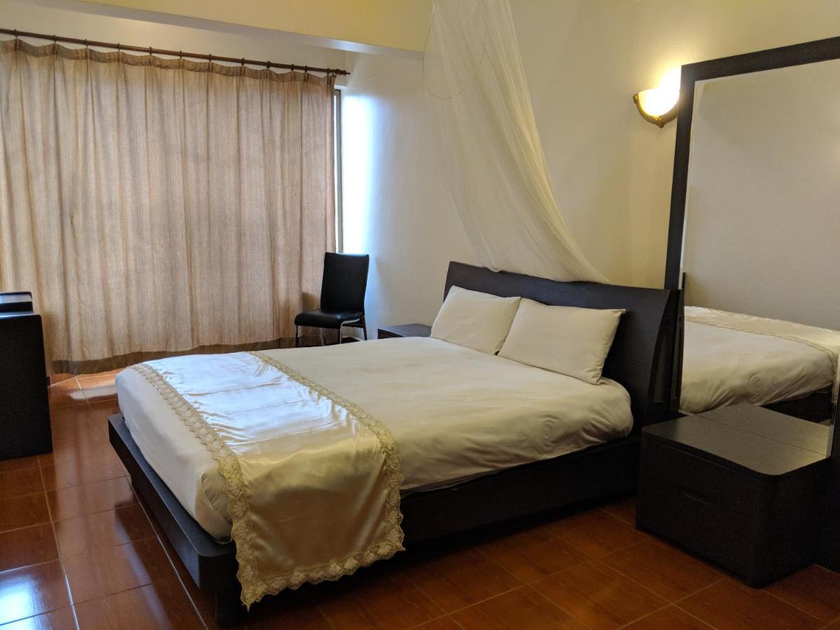 Prestige Hotel Suites Kampala Bagian luar foto