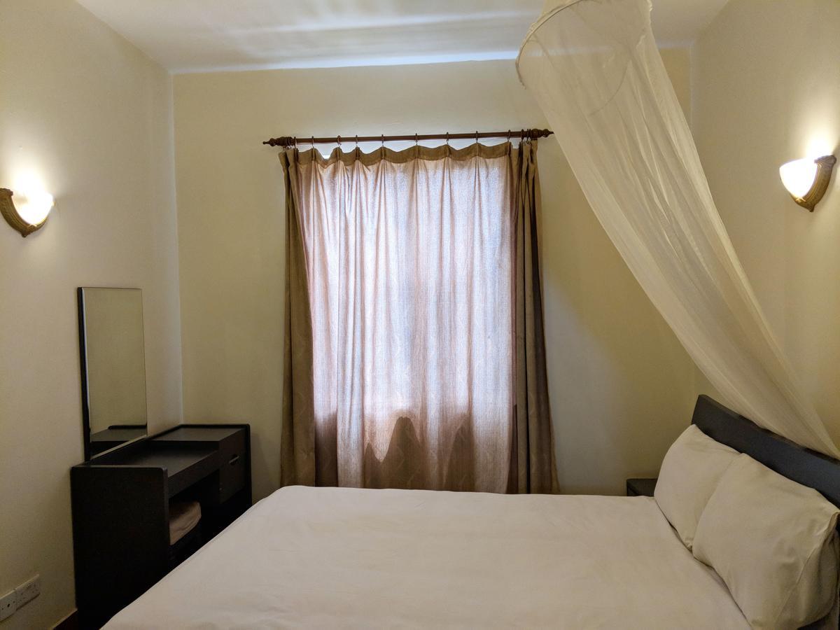 Prestige Hotel Suites Kampala Bagian luar foto