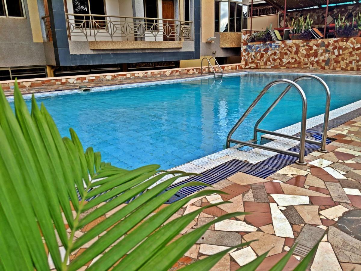 Prestige Hotel Suites Kampala Bagian luar foto